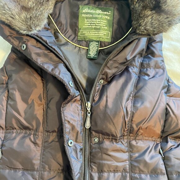 Eddie Bauer Premium Goose Down Puffer Vest Dark Brown Snap Zip Close Size Medium - Picture 5 of 7